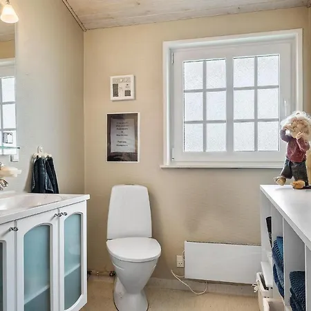 בית נופש Lovely In With Wifi